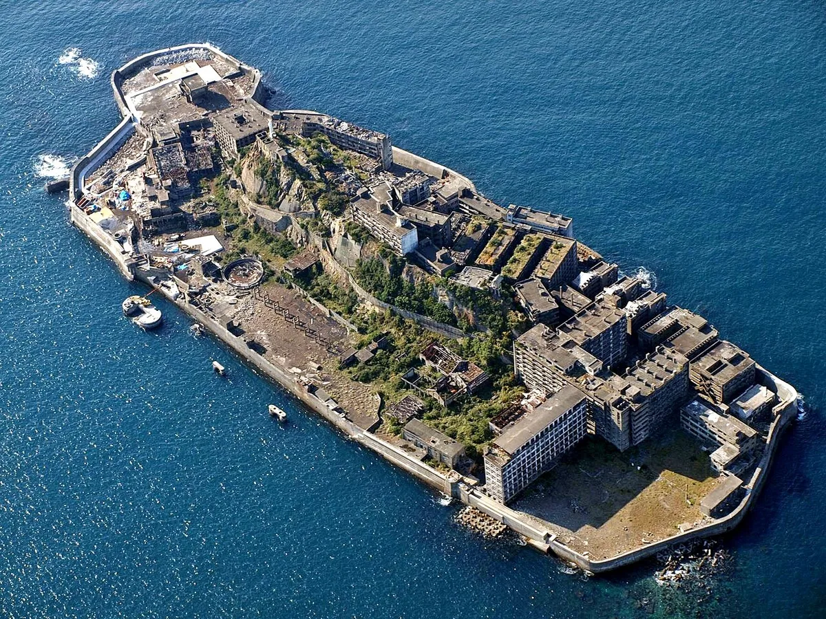 Hashima / Gunkanjima